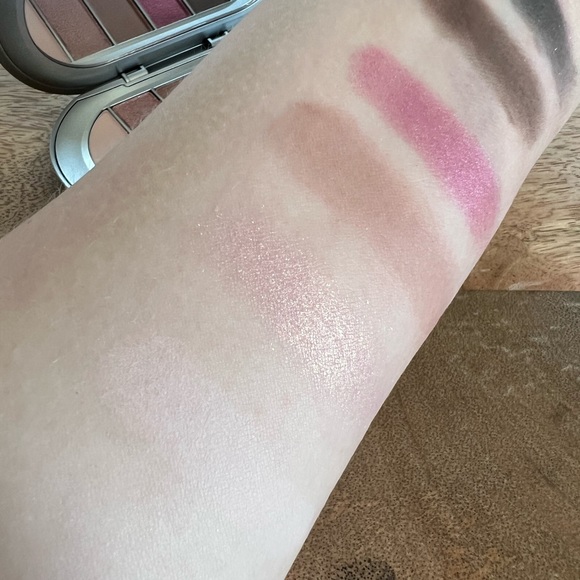 rem beauty Eyeshadow Palette - Picture 7 of 7